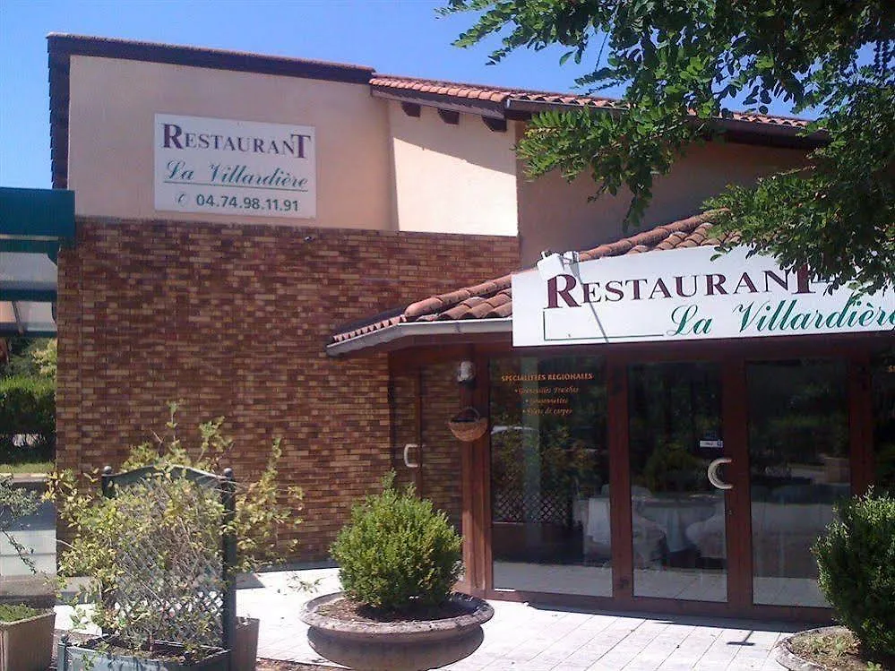 Hotel Logis Le Ribotel